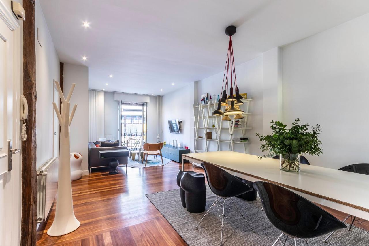 Piso De Diseno Junto Al Casco Viejo Apartment Bilbao Bagian luar foto